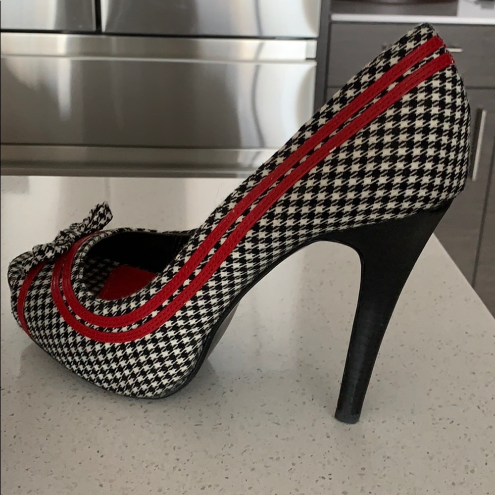 Shoes - Picture 2 of 2